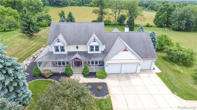 front view picture of 6468 Country Lane Dr, Davisburg, MI. 48350