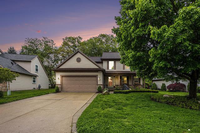front view picture of 3311 Hickory Dr, Lake Orion, MI. 48359