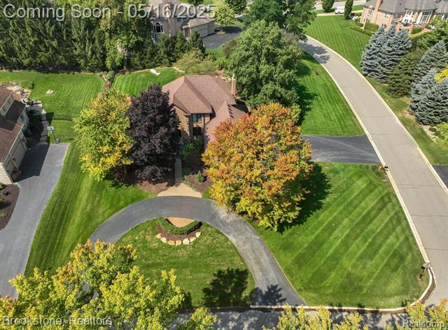 front view picture of 4780 Cider Hill Dr, Rochester, MI. 48306