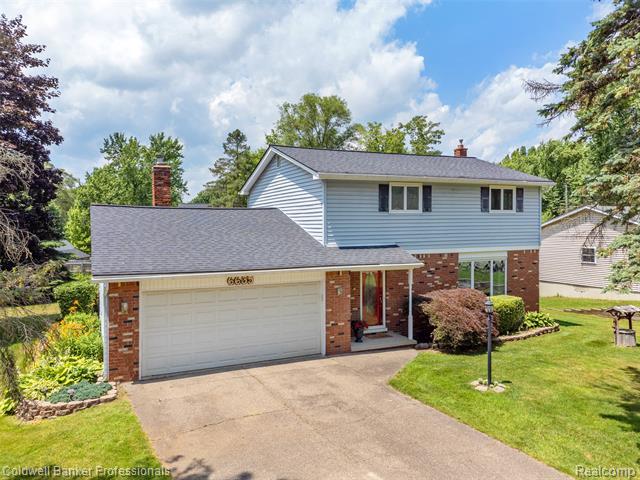 front view picture of 6635 Eastlawn Ave, Clarkston, MI. 48346