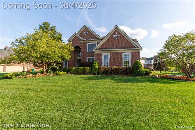 front view picture of 3755 S Century Oak Cir, Oakland, MI. 48363