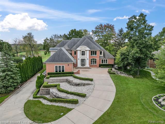 front view picture of 5003 Rockaway Ln, Clarkston, MI. 48348