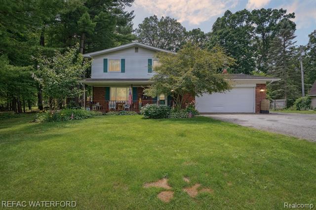 front view picture of 11857 Ely Rd, Davisburg, MI. 48350