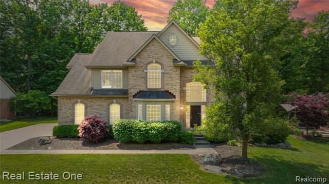front view picture of 3788 High Grove Way, Lake Orion, MI. 48360