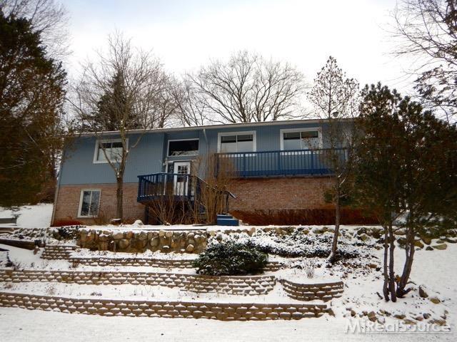 front view picture of 3295 Wains Way, Oakland, MI. 48363