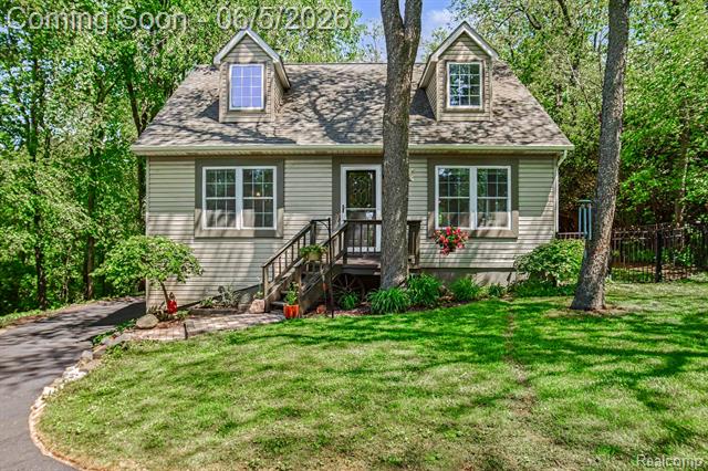 front view picture of 9790 Norman Rd, Clarkston, MI. 48348