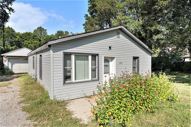 front view picture of 170 Kansas Avenue, Ypsilanti, MI. 48198
