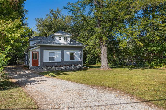 front view picture of 3192 W Michigan Avenue, Battle Creek, MI. 49037