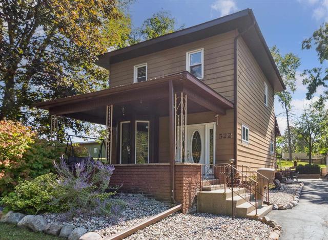 front view picture of 522 E Saginaw Street, Saint Louis, MI. 48880