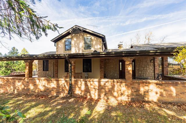 front view picture of 12060 Waterman Road, Brooklyn, MI. 49230