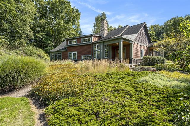 front view picture of 11488 Tabor Woods Lane, Buchanan, MI. 49107