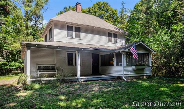 front view picture of 2329 Mary Street, Fennville, MI. 49408