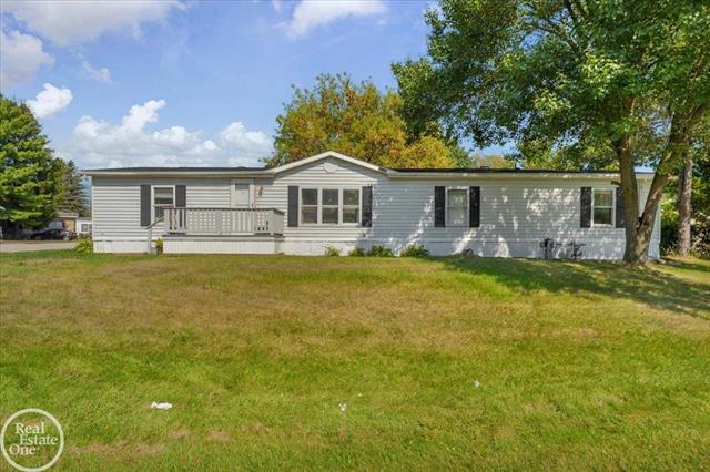 front view picture of 6004 Eastwood Drive, Fort Gratiot, MI. 48059