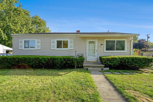 front view picture of 1276 Hunter Avenue, Ypsilanti, MI. 48198