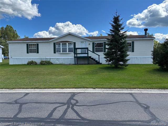 front view picture of 315 Orchard Cove Drive, Otisville, MI. 48463