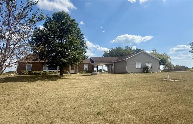 front view picture of 349 N Francisco Road, Grass Lake, MI. 49240