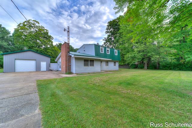 front view picture of 1880 E Michillinda Road, Twin Lake, MI. 49457