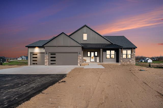 front view picture of 5631 Pioneer Pass Se, Caledonia, MI. 49316