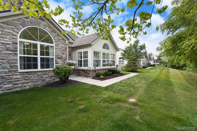 front view picture of 3537 Shepherd Lane, Canton, MI. 48188