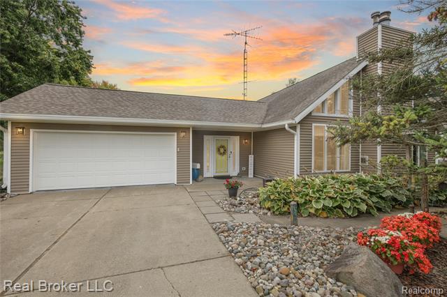front view picture of 8380 N Linden Road, Mount Morris, MI. 48458