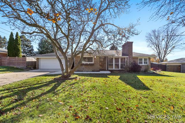 front view picture of 1720 Rondo Street Se, Grand Rapids, MI. 49508