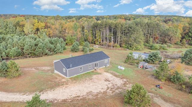 front view picture of 8770 N Vickeryville Road, Vestaburg, MI. 48891