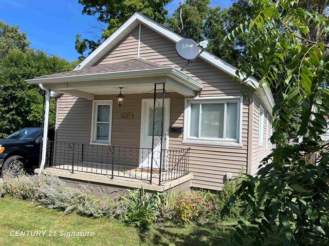 front view picture of 11616 Washington Street, Mount Morris, MI. 48458
