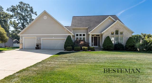 front view picture of 1141 N Robinhood Drive, Muskegon, MI. 49445