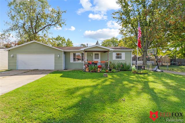 front view picture of 1176 Corydon Drive, Mount Morris, MI. 48458