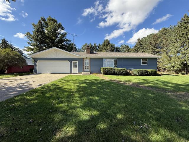 front view picture of 19284 Bishop Road, New Lothrop, MI. 48460