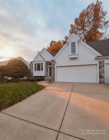 front view picture of 260 Coppersmith Drive, Mason, MI. 48854