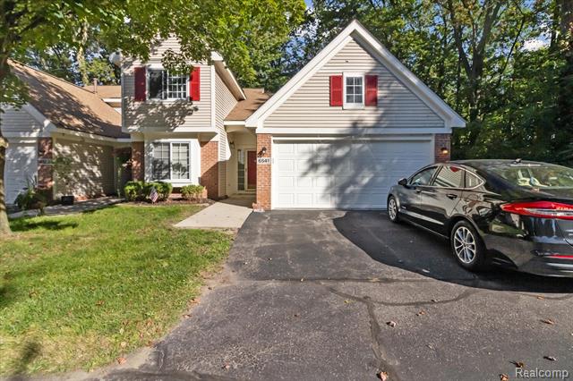 front view picture of 6541 Pembrook Drive, Westland, MI. 48185