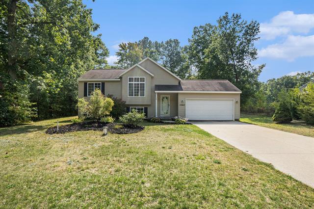 front view picture of 23263 Quail Court, Pierson, MI. 49339