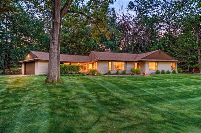 2206 Treehaven Drive Kalamazoo, MI. 49008 | Snabby
