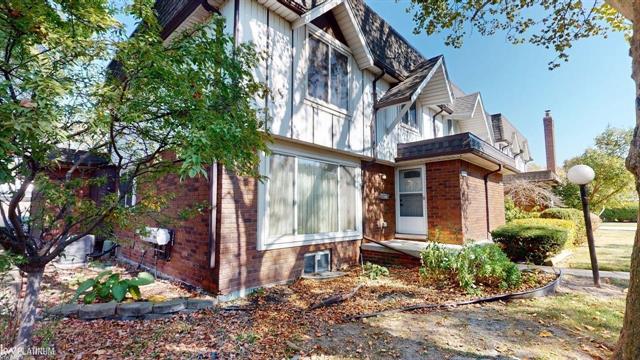 front view picture of 11828 Valley Boulevard, Warren, MI. 48093