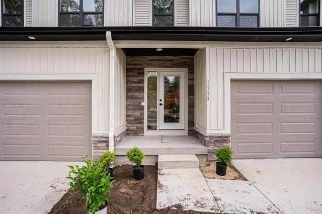 front view picture of 1988 S Shorewood Lane, Holland, MI. 49423