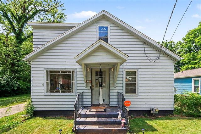 front view picture of 535 Washburn Avenue, Kalamazoo, MI. 49048