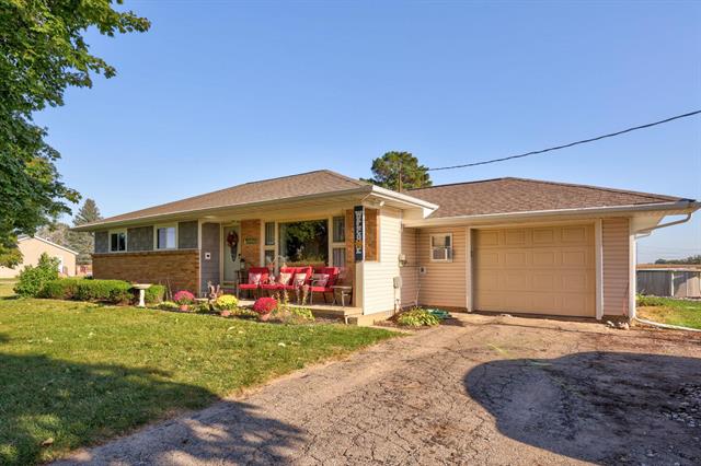 front view picture of 920 W Vassar Road, Reese, MI. 48757