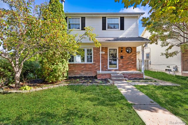 front view picture of 2161 3Rd Street, Trenton, MI. 48183