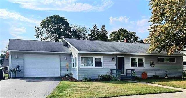 front view picture of 213 Alice Street, East Tawas, MI. 48730