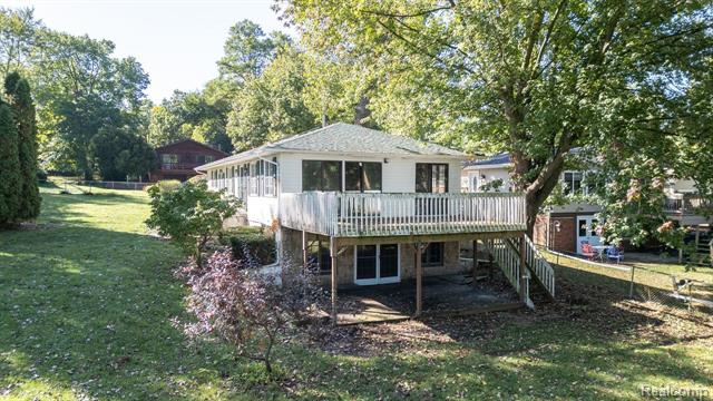 front view picture of 6324 Restwood, Linden, MI. 48451