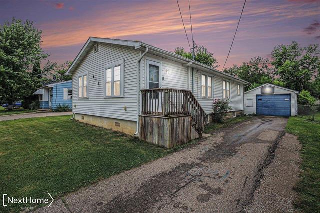 front view picture of 643 Roosevelt Avenue, Mount Morris, MI. 48458