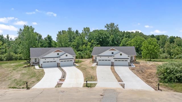 front view picture of 144 Ashley Court, Brooklyn, MI. 49230