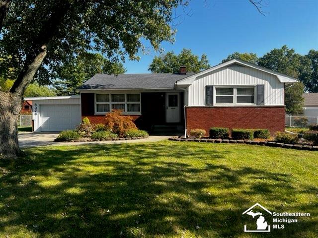 front view picture of 5376 Kay Drive, Monroe, MI. 48161