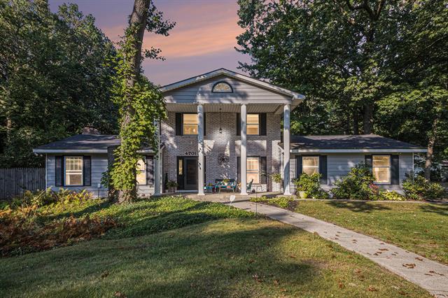 front view picture of 4701 Ridgeland Court Sw, Wyoming, MI. 49519