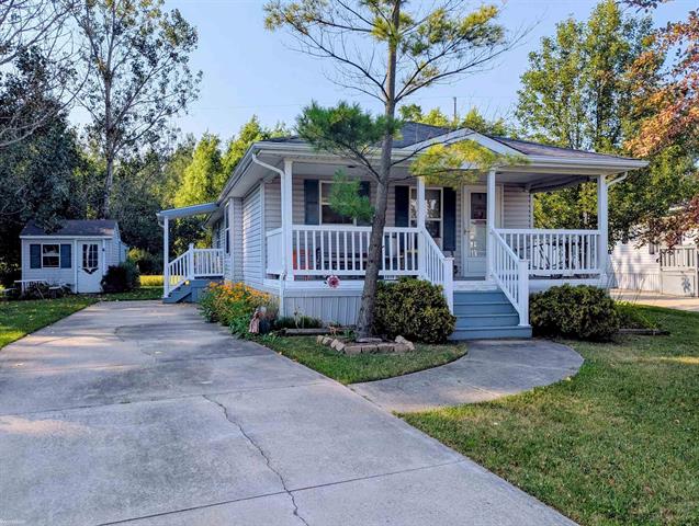 front view picture of 153 Meadow Lane, Port Huron, MI. 48060