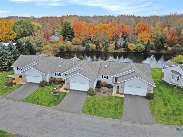 front view picture of 1531 Dexter Drive Sw, Byron Center, MI. 49315