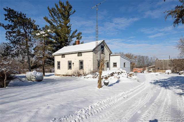 front view picture of 4476 Merwin Road, Lapeer, MI. 48446