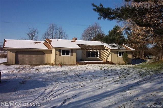 front view picture of 9701 Ellis Rd, Clarkston, MI. 48348