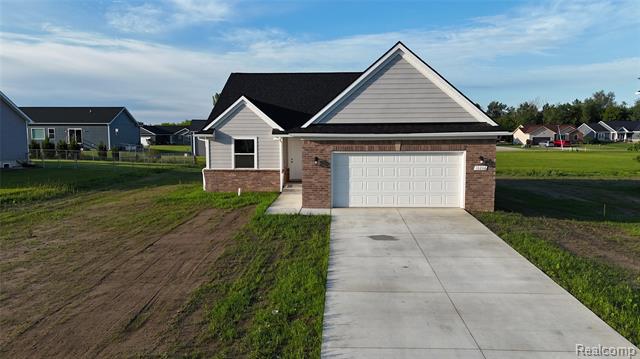 front view picture of 10206 Hunt Drive, Davison, MI. 48423